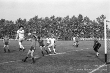 Głową też można strzelić