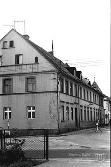 Ulica Pocztowa : pionowe ujęcie budynku