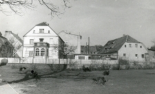 Ulica Górna : zabudowania mieszkalno-gospodarcze od ulicy Dąbrowskiego