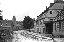 Ulica Legnicka : skrzyżowanie z ulicami Dąbrowskiego, Ogrodową i Małą