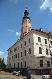 Głogów : budynek urzędu miasta w trakcie odbudowy