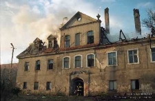 Jastrzębnik : pożar zabytkowego dworu