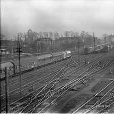Stacja Miłkowice : pociąg osobowy podążający w kierunku Legnicy