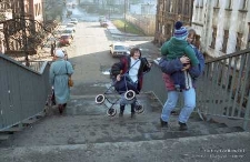 Przejście nadziemne nad ulicą Piastowską