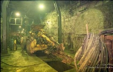 Zakłady Górnicze „Lubin” : praca na chodnikach i w komorach naprawczych